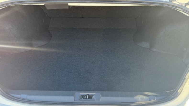 内装トランク