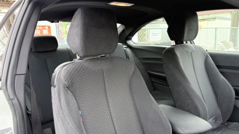 内装前方シート