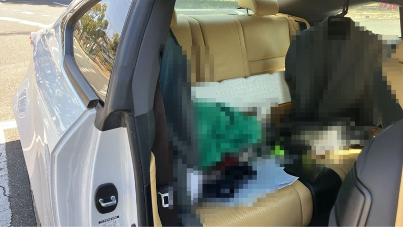 内装後方シート