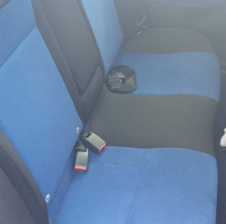 内装後方シート