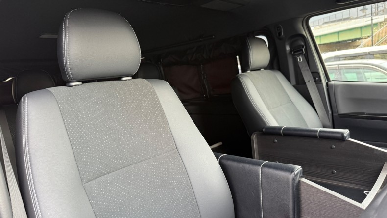 内装前方シート