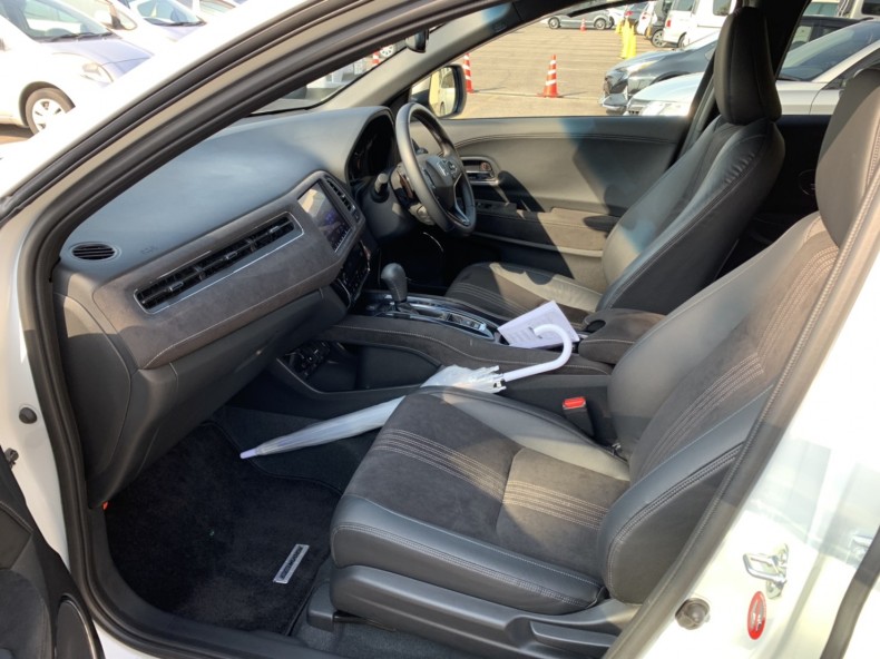 内装前方シート