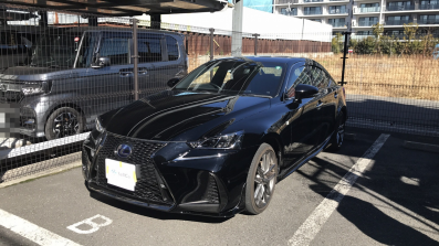 car_main_img