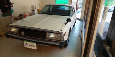 car_main_img
