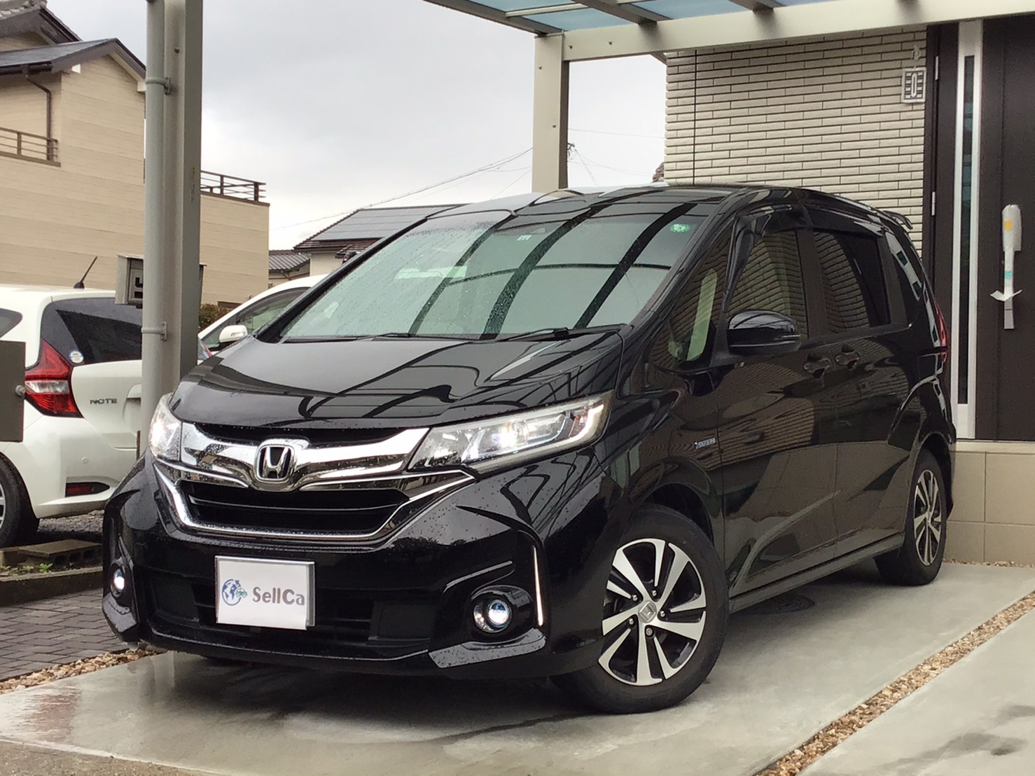 ホンダ フリード＋ハイブリッドの売買実績画像