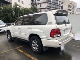 外装左後方