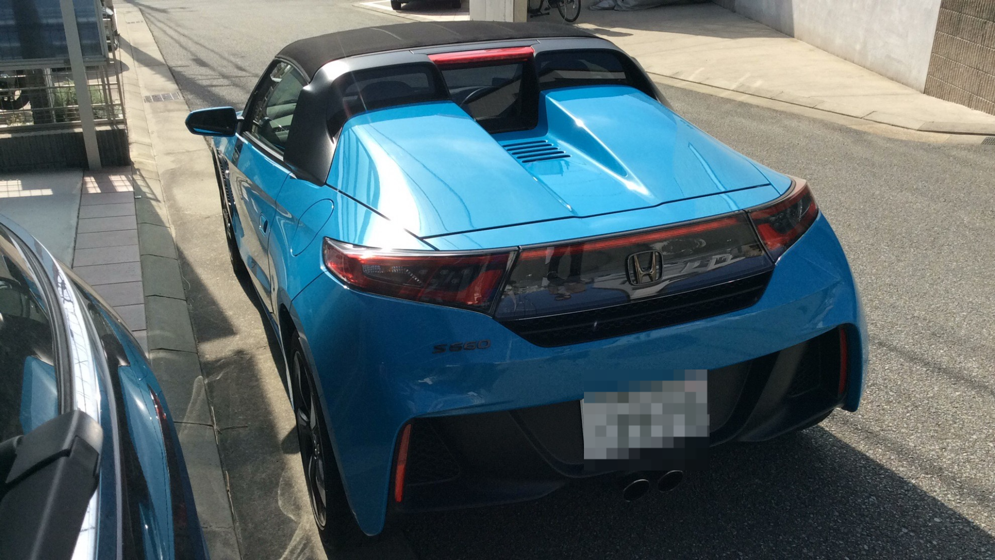 外装左後方