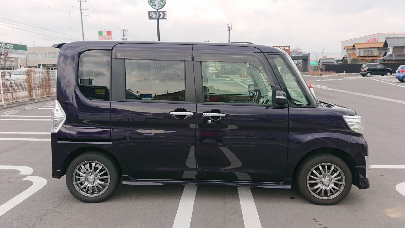 外装右