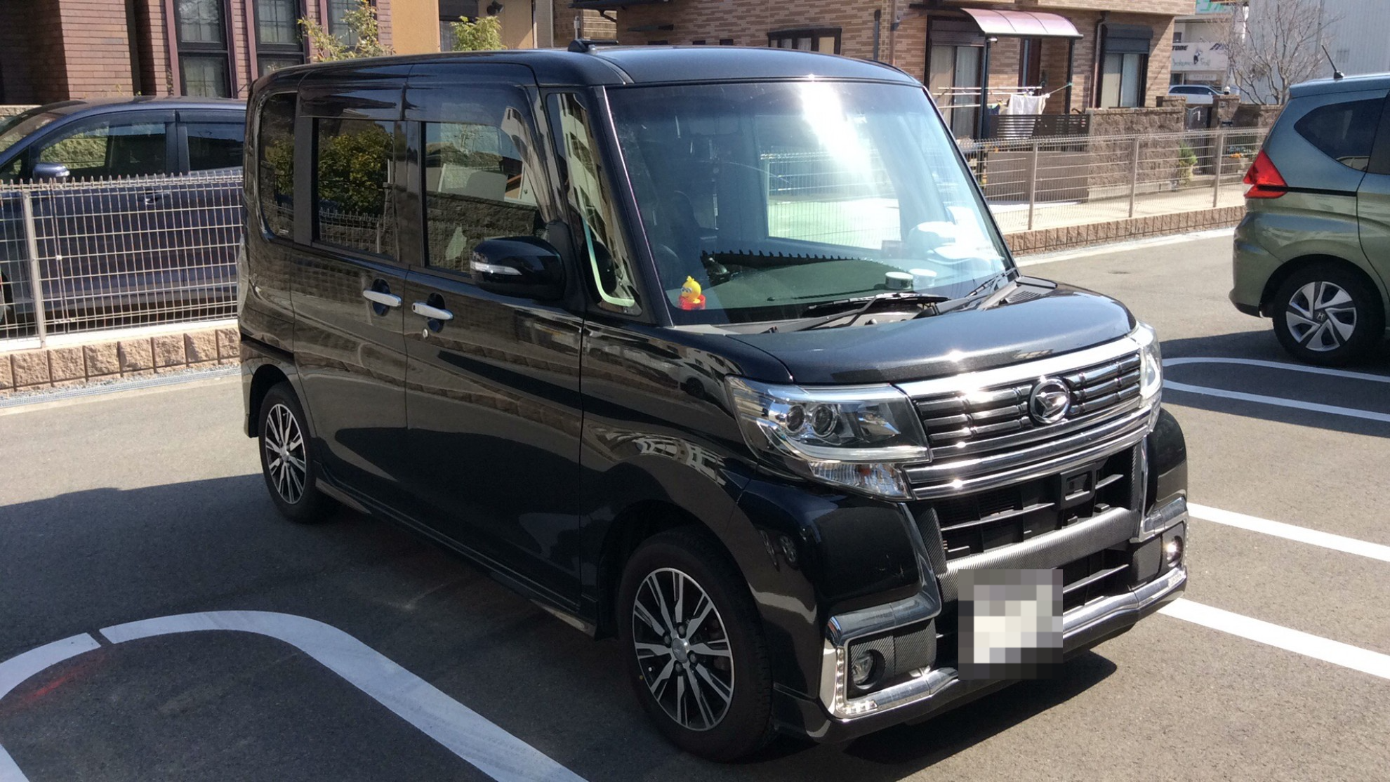 外装右前