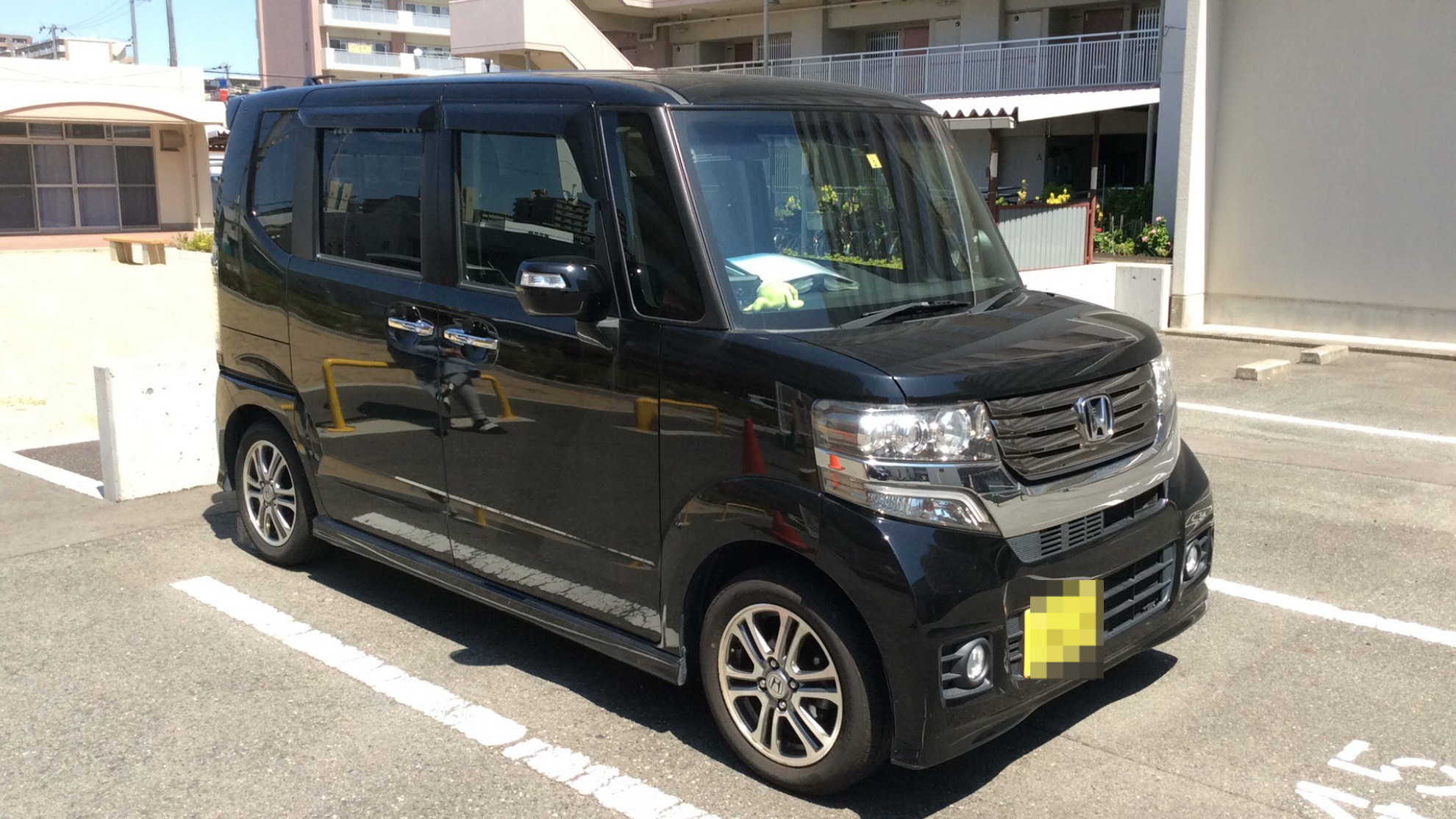 外装右前