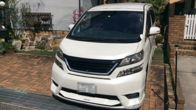 car_main_img