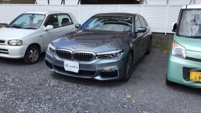 car_main_img