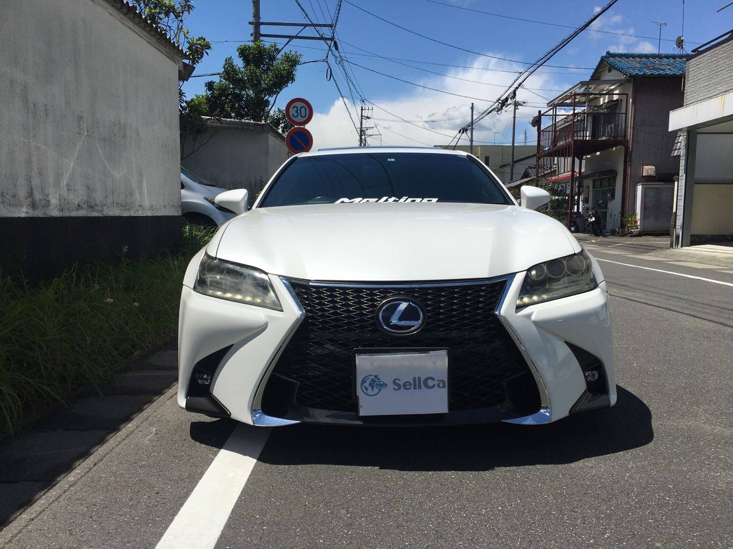 外装前方