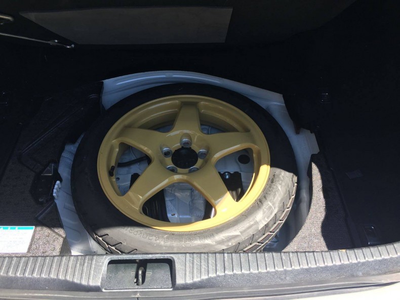 タイヤホイール後