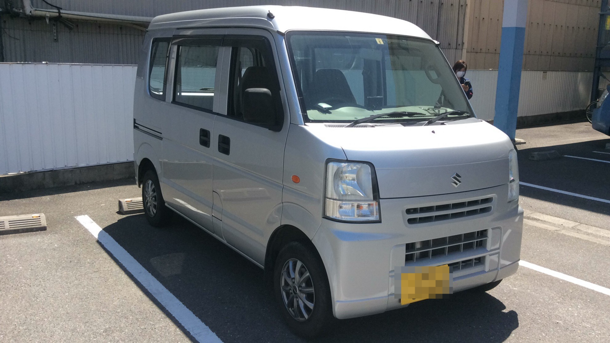 外装右前