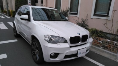 car_main_img