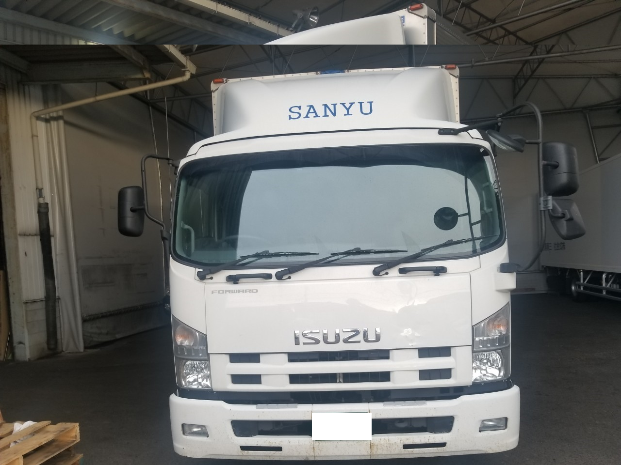 外装前方