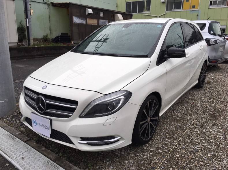 car_main_img