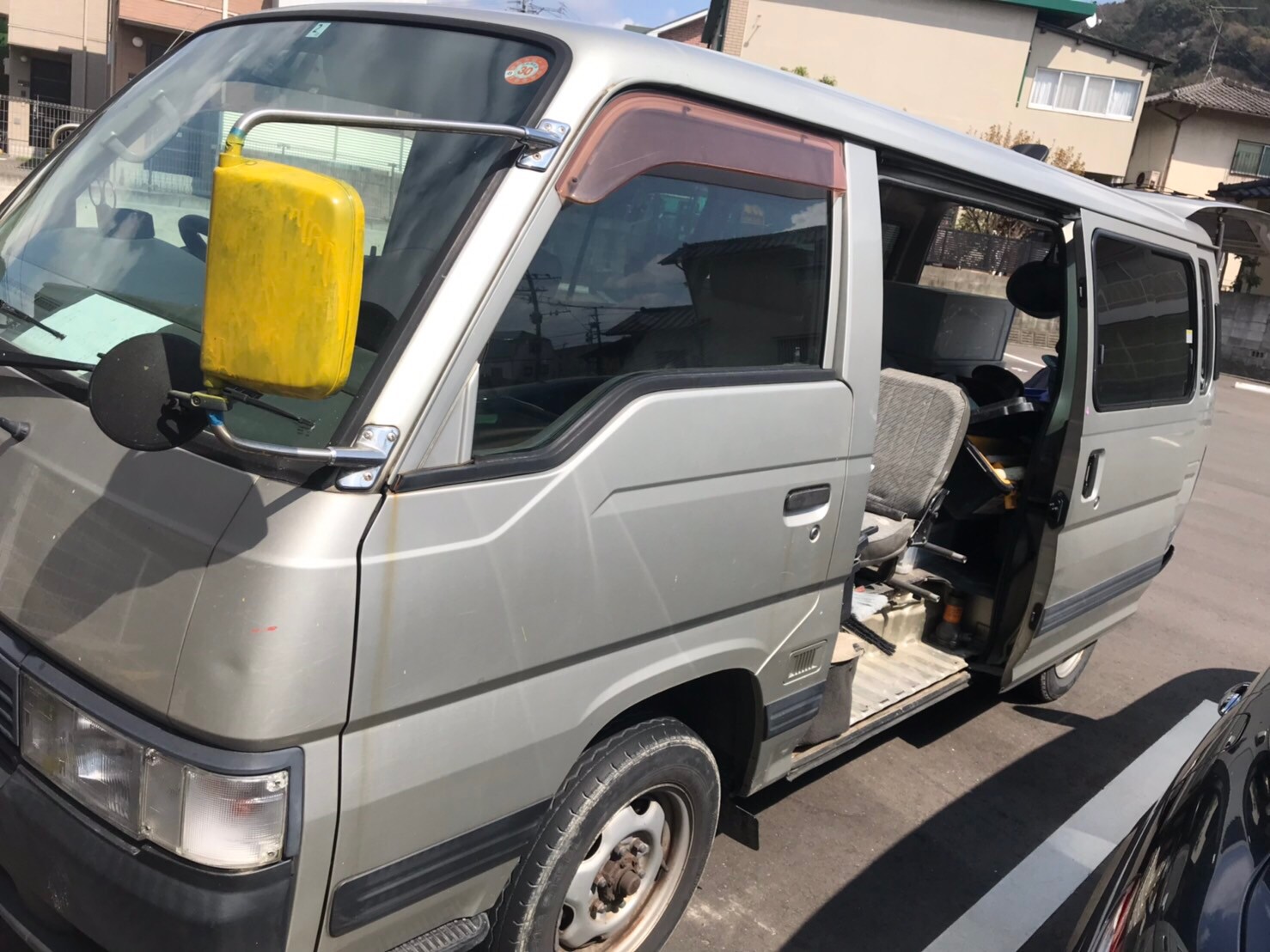 外装右