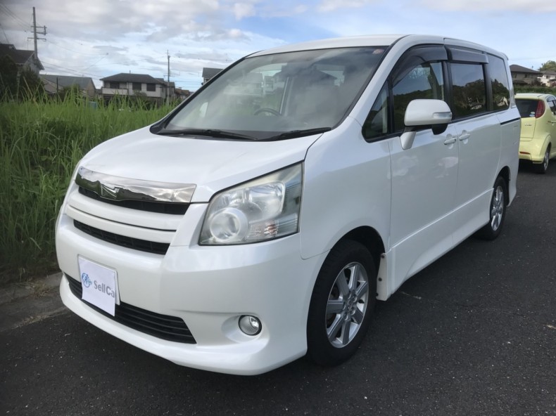 car_main_img
