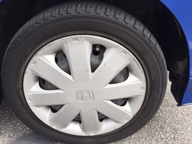 タイヤホイール前