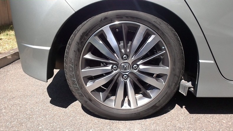 タイヤホイール後