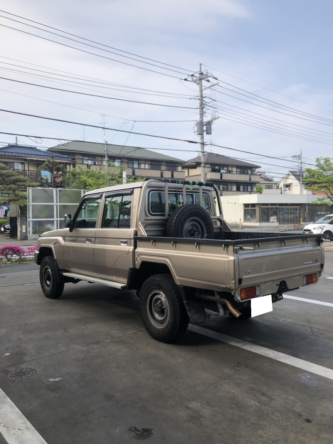 外装左後方