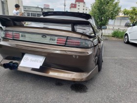 外装左後方