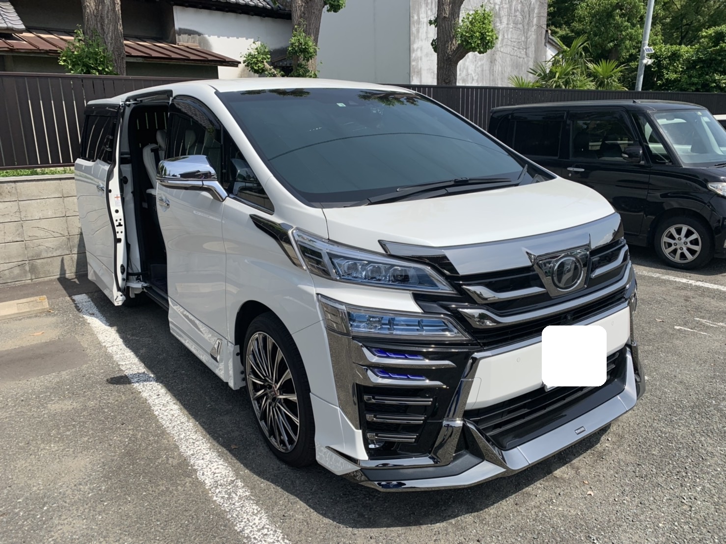 外装右前