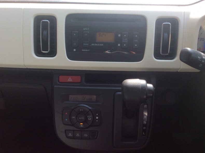 内装インパネ全体