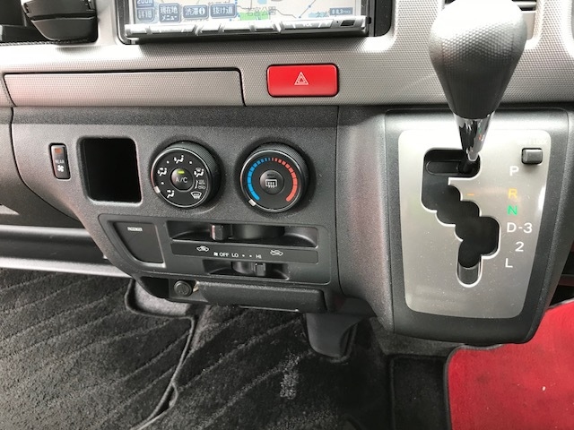 内装シフト