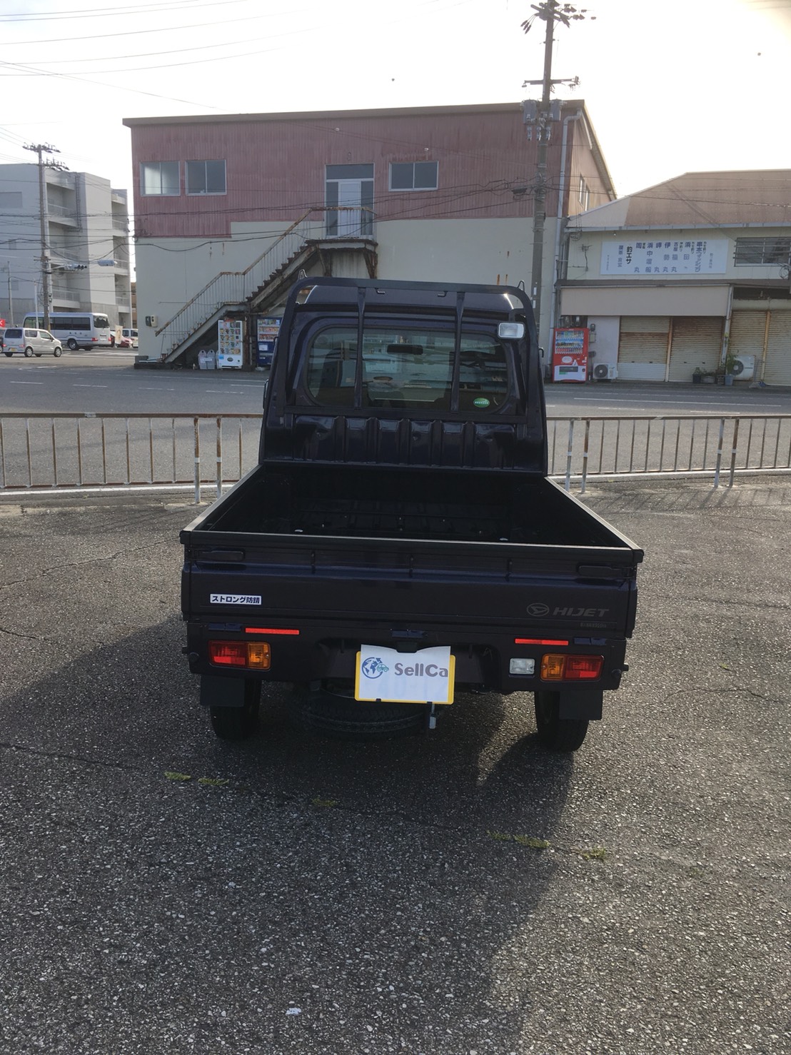 外装右後