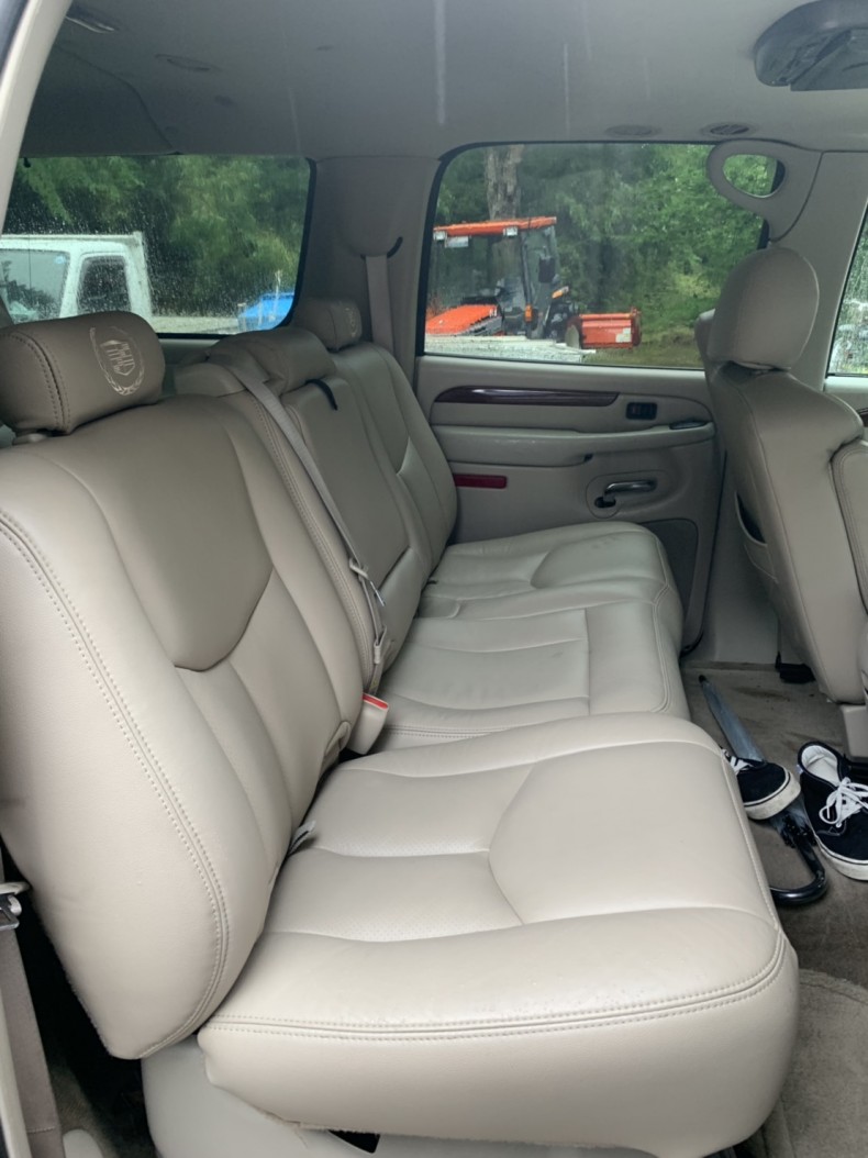 内装後方シート