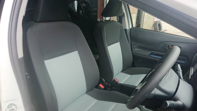 内装前方シート