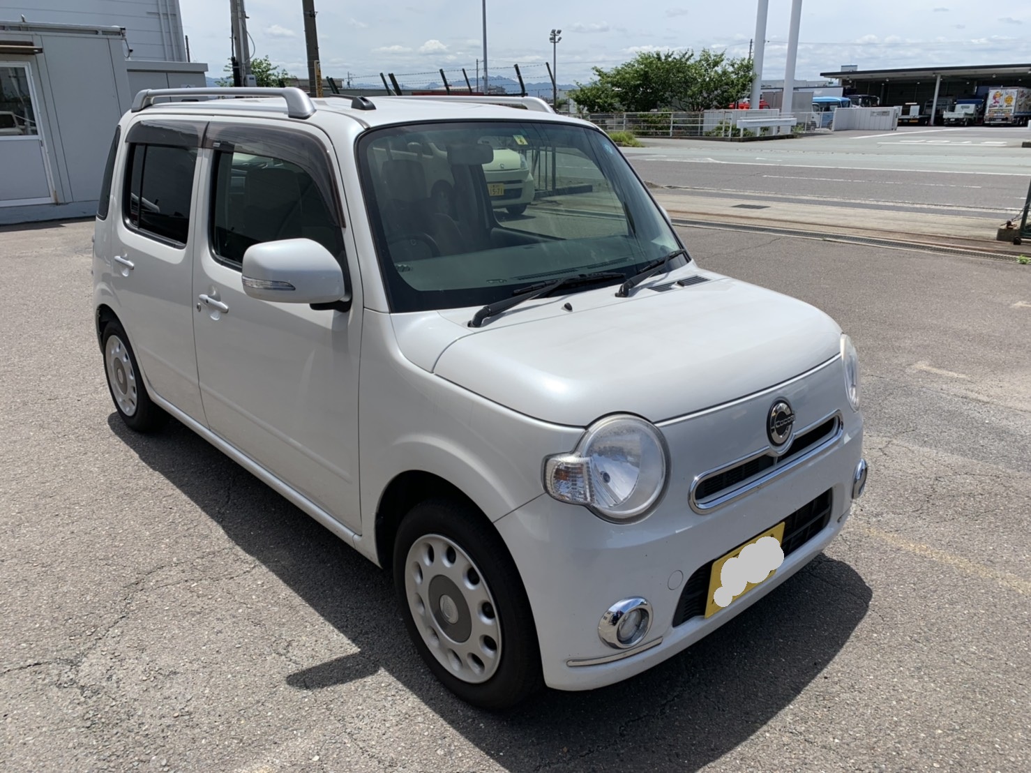 外装右前