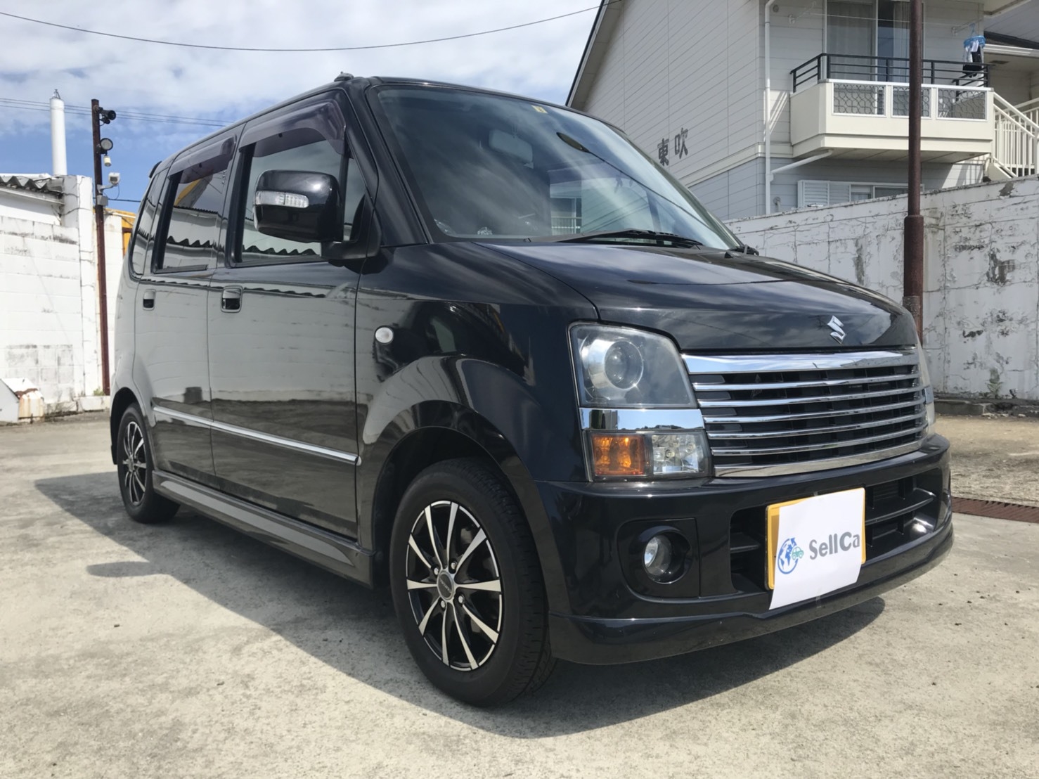外装右前