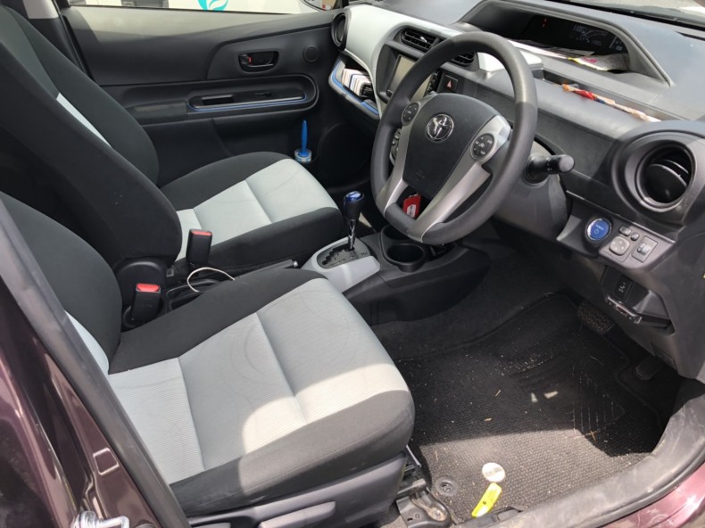 内装前方シート