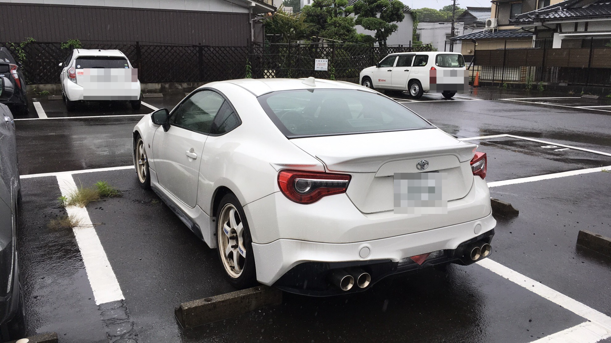 外装右後