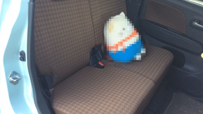 内装後方シート