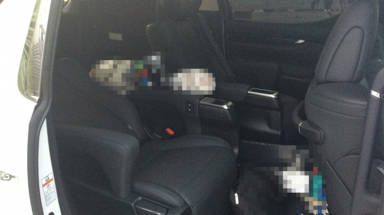 内装後方シート