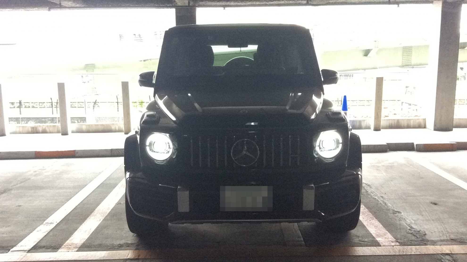 外装前方