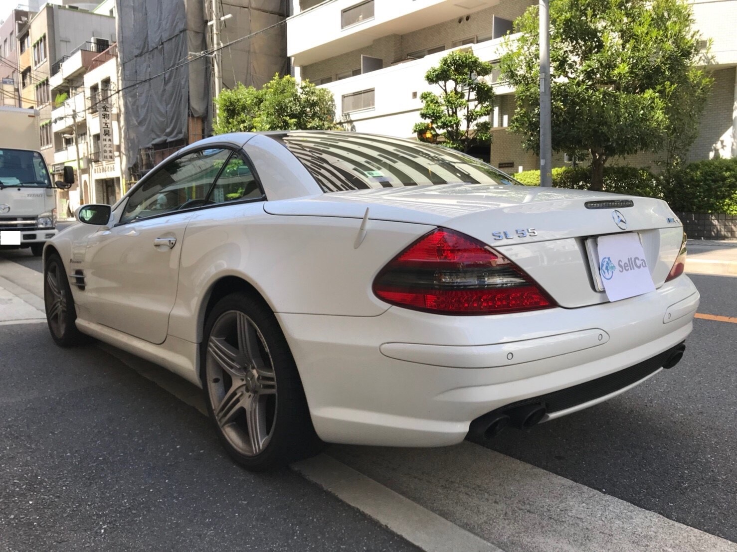 外装左後方