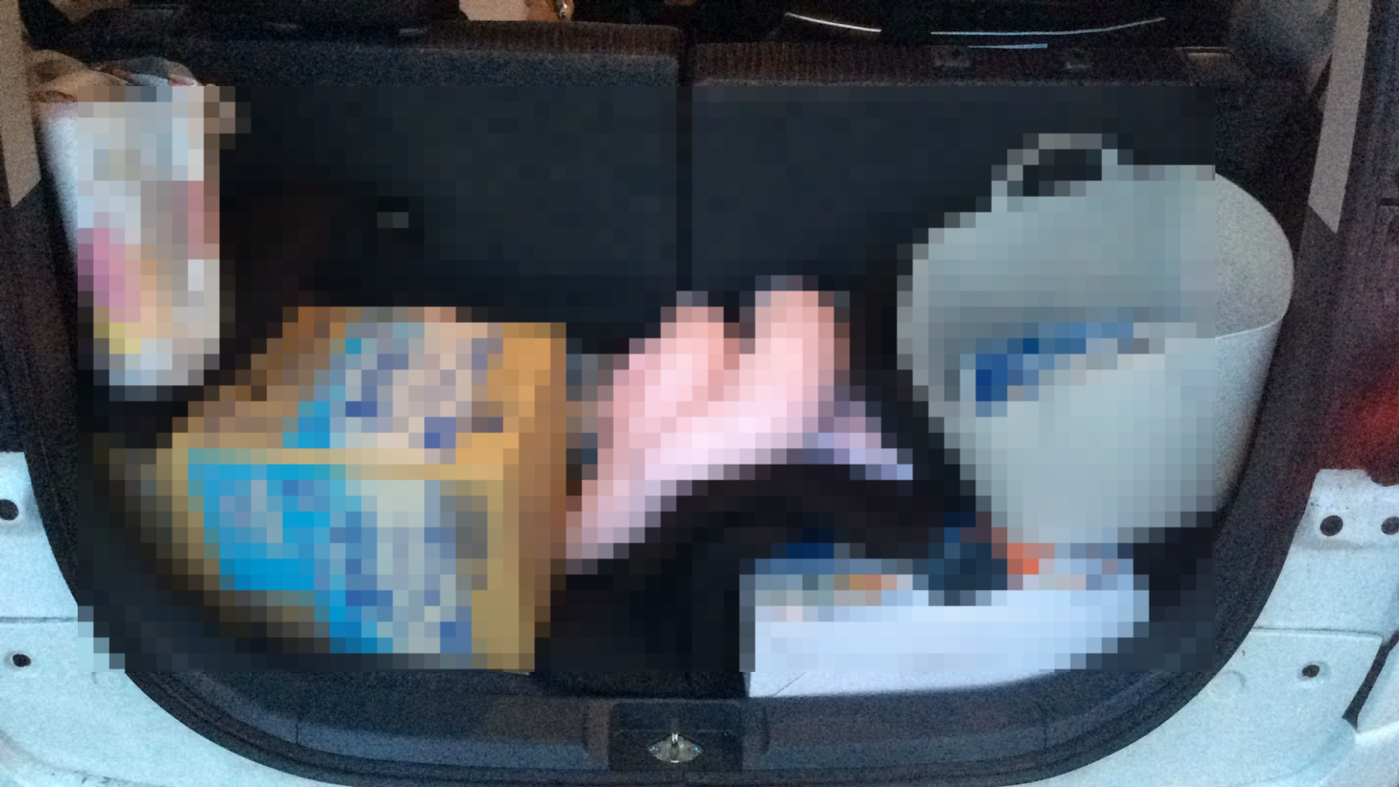 内装トランク
