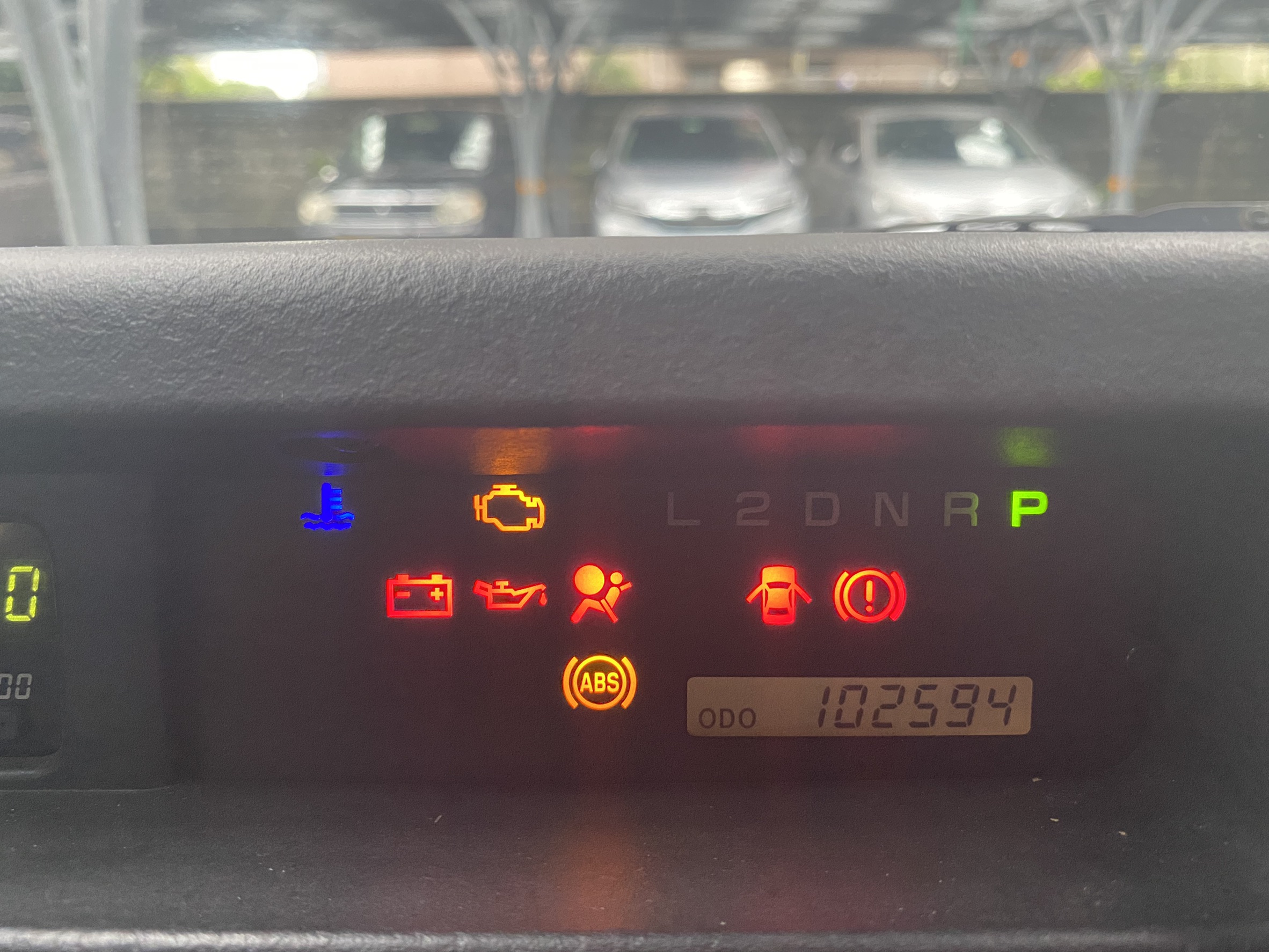 内装メーター