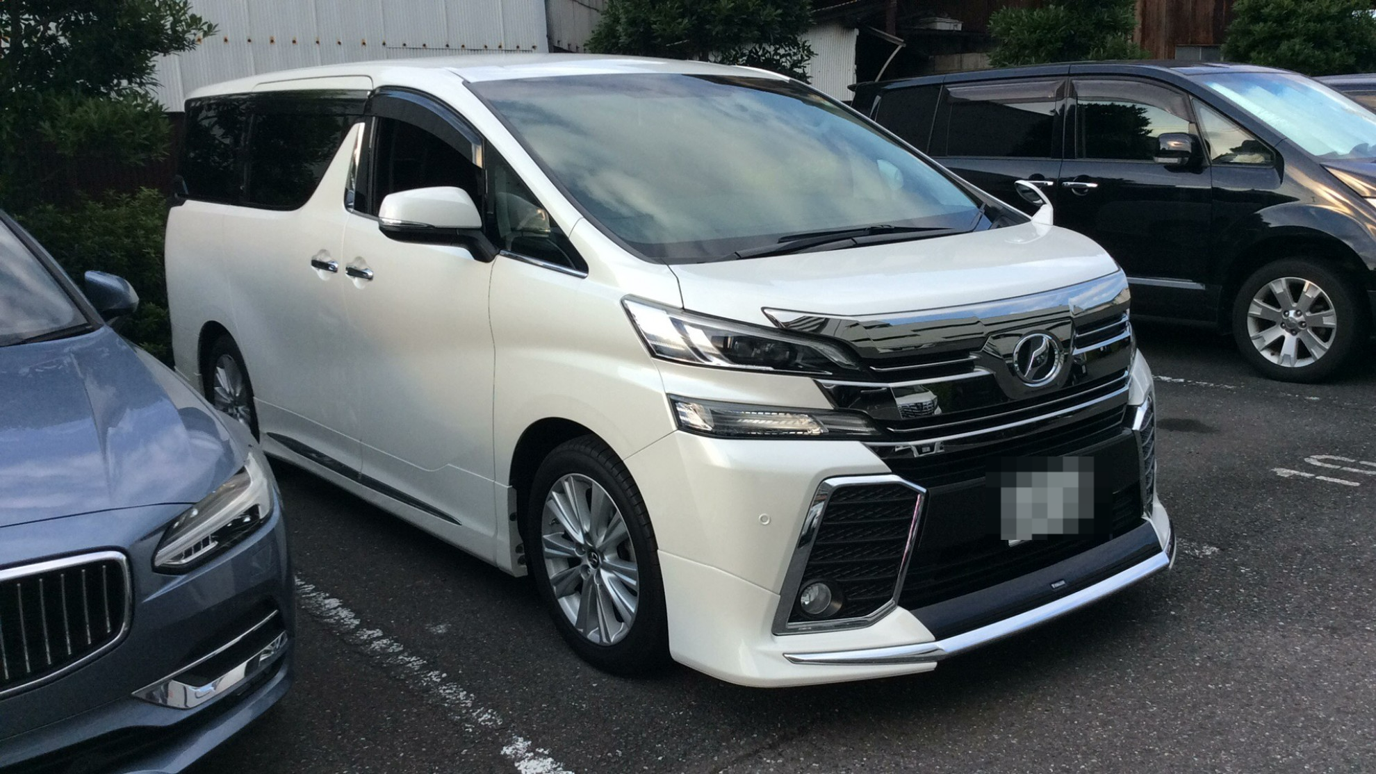 外装右前