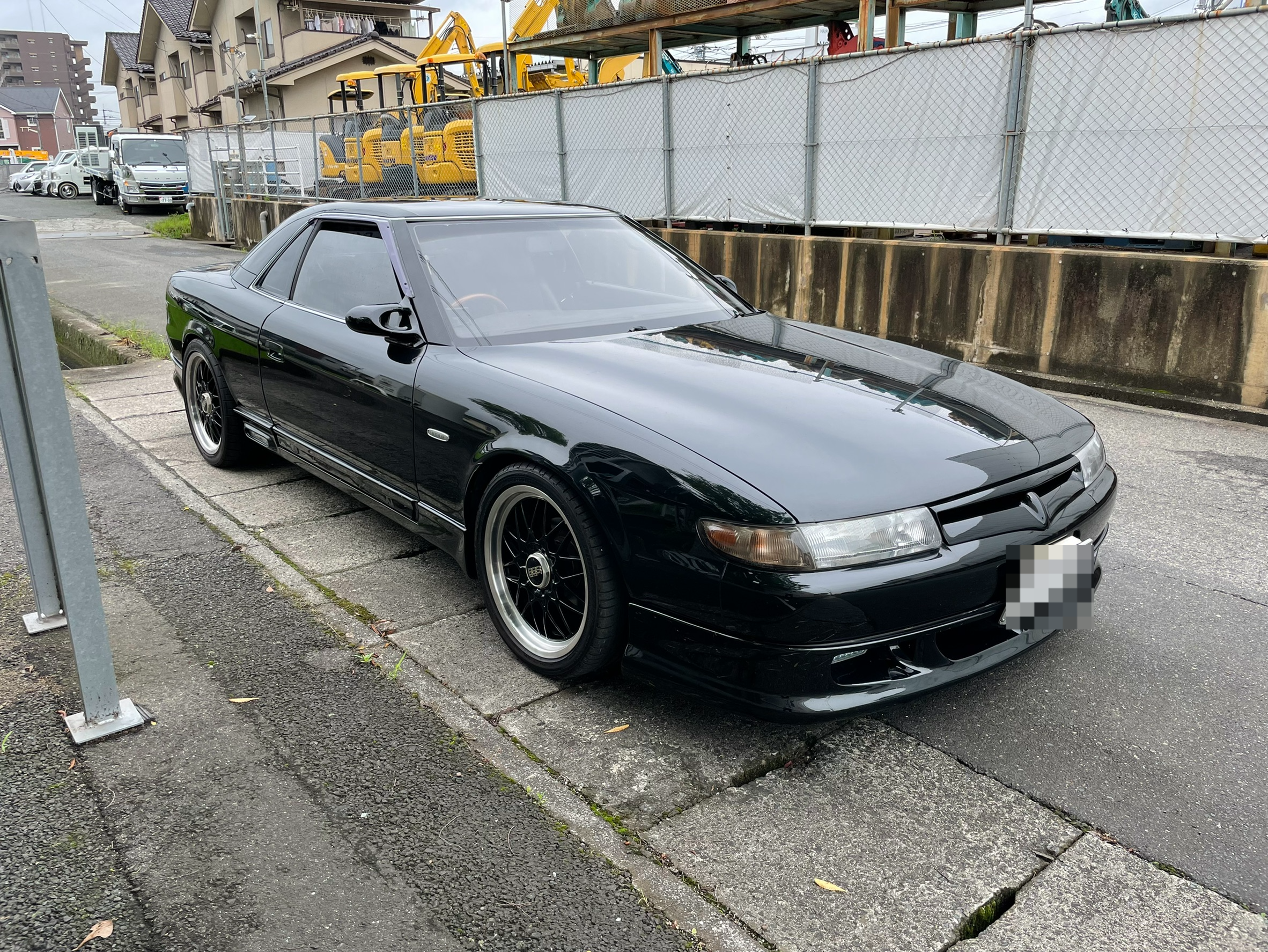 外装右前