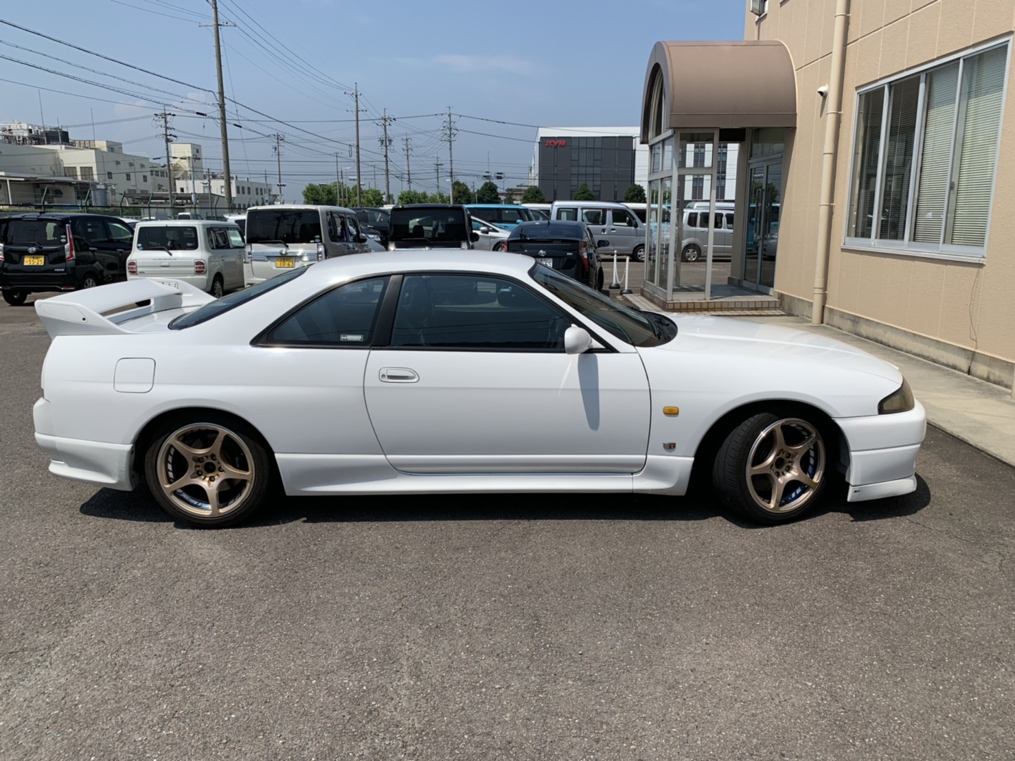 外装右
