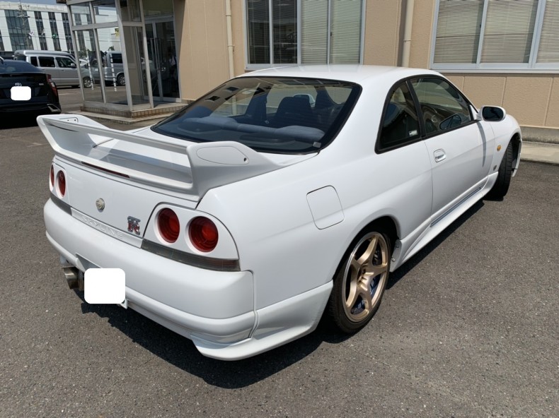 外装右後