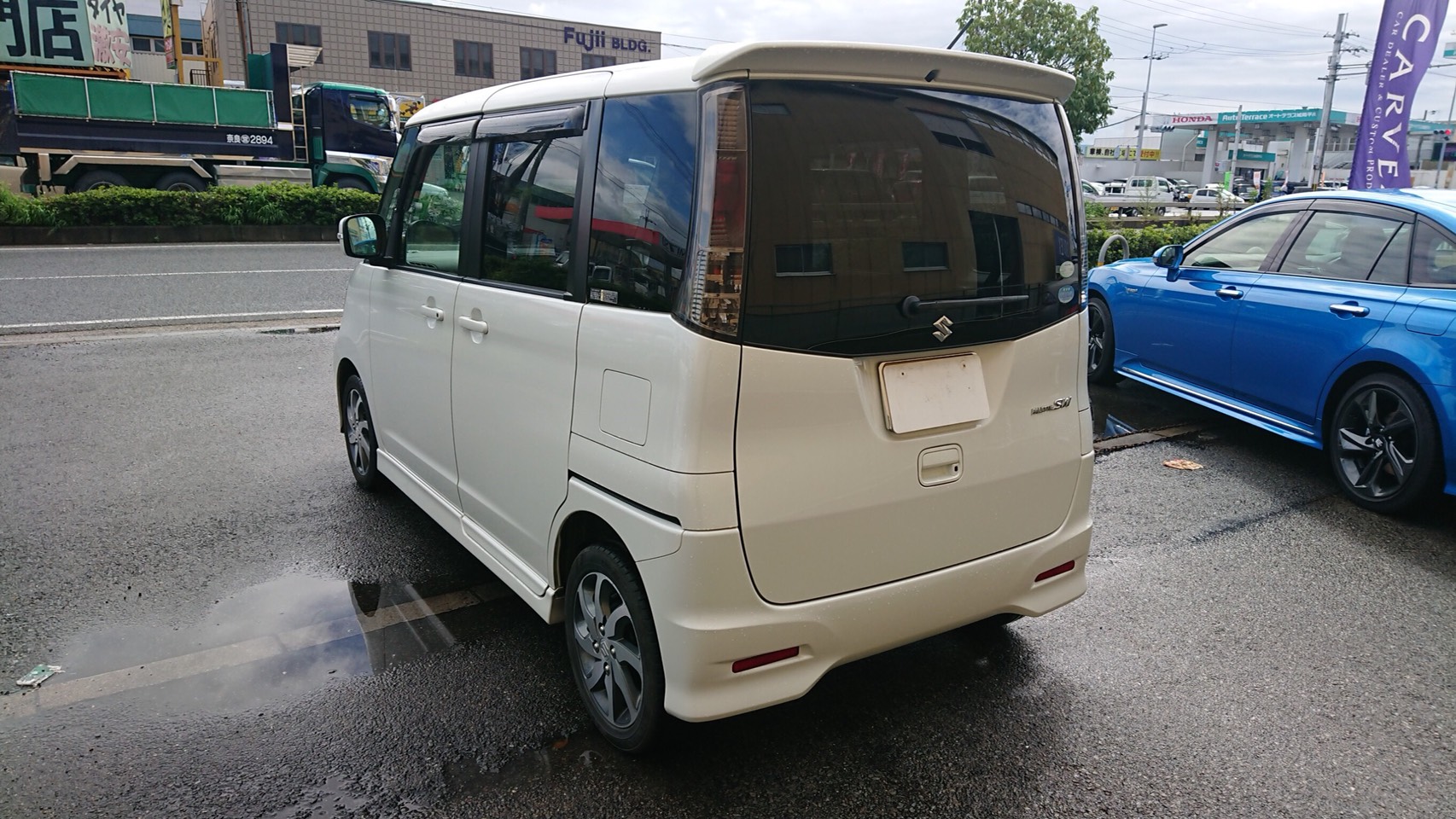 外装右