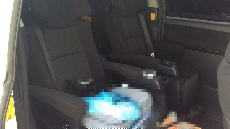 内装後方シート